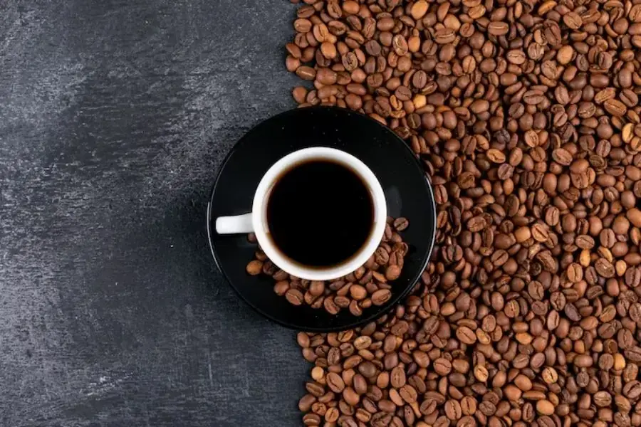 Cafein có trong cà phê giúp thúc đẩy quá trình đốt cháy chất béo trong cơ thể.