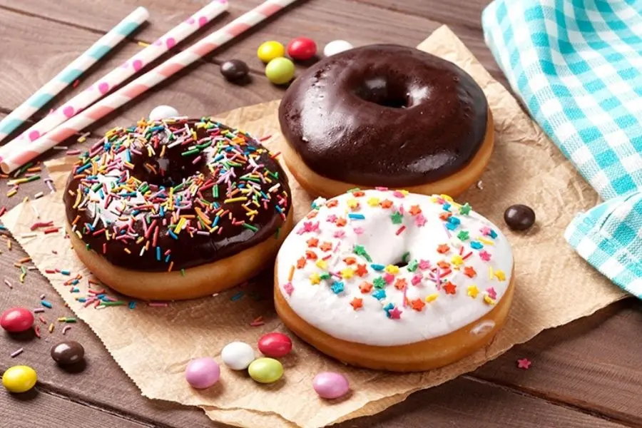 Bánh donut bắt mắt