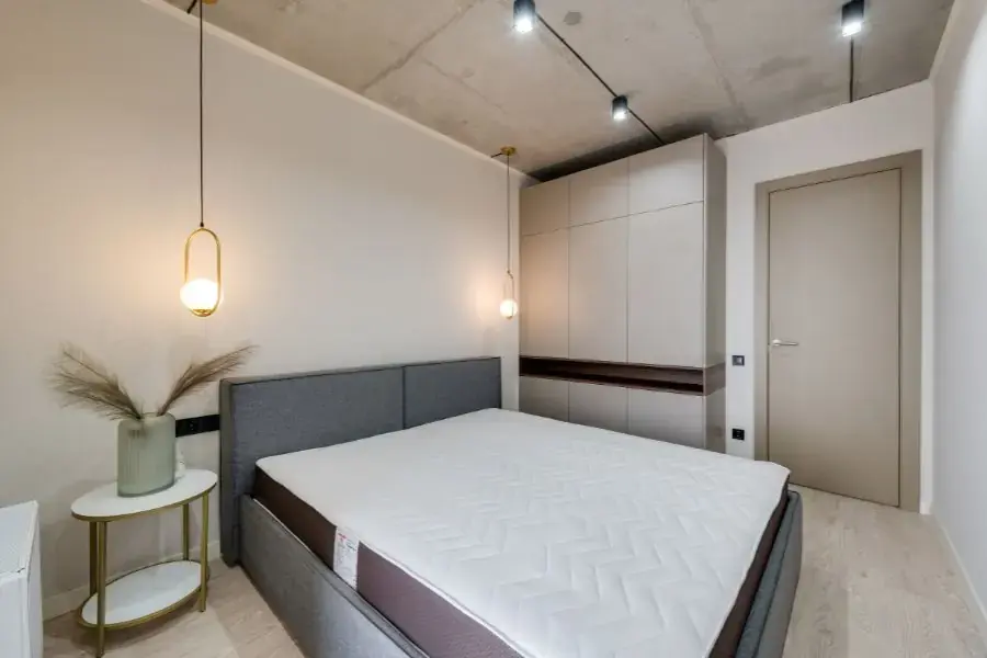 Nên lựa chọn nệm có kích thước tương đương với giường ngủ