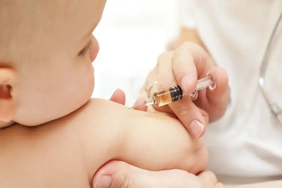 Ho gà làm trẻ ho từng cơn liên tục