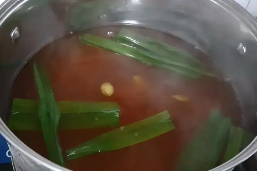 Nấu nước đường