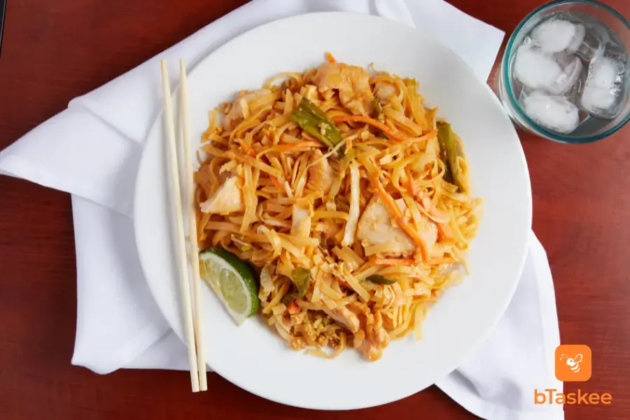 Pad Thái ức gà cho bạn món ăn tốt cho sức khỏe