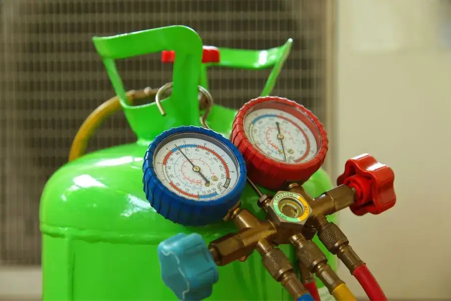 Lượng ga nạp cho điều hòa dao động khoảng 75 - 80 PSI