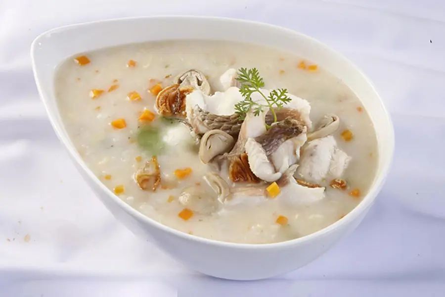 Cháo cá chẽm giàu dinh dưỡng cho bé.