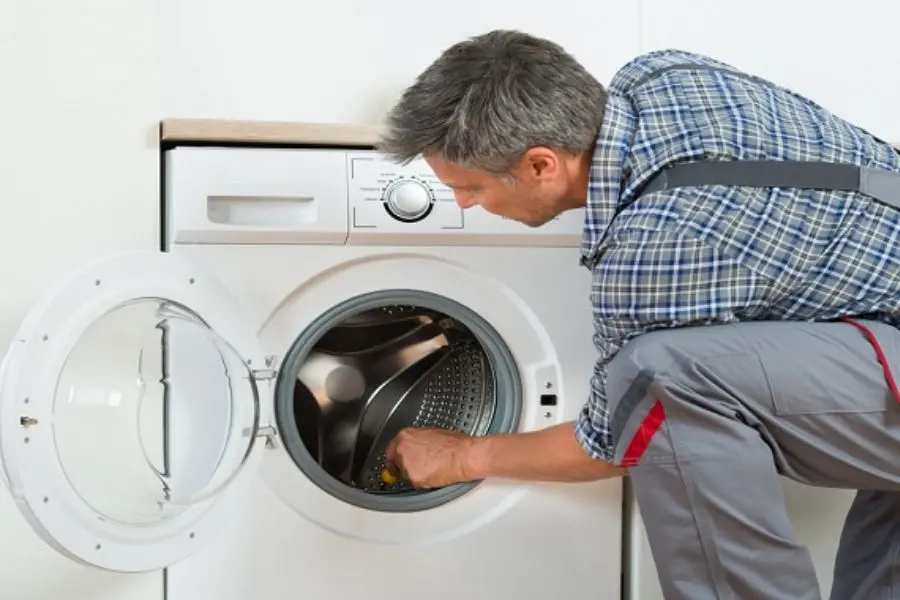 Khi công tắc cửa máy giặt bị hỏng hoặc trục trặc do kỹ thuật thì máy sẽ báo lỗi U4.