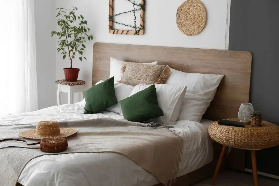 Giường gỗ sồi không bị lún hoặc gãy gập theo thời gian nhờ tính cứng của gỗ sồi