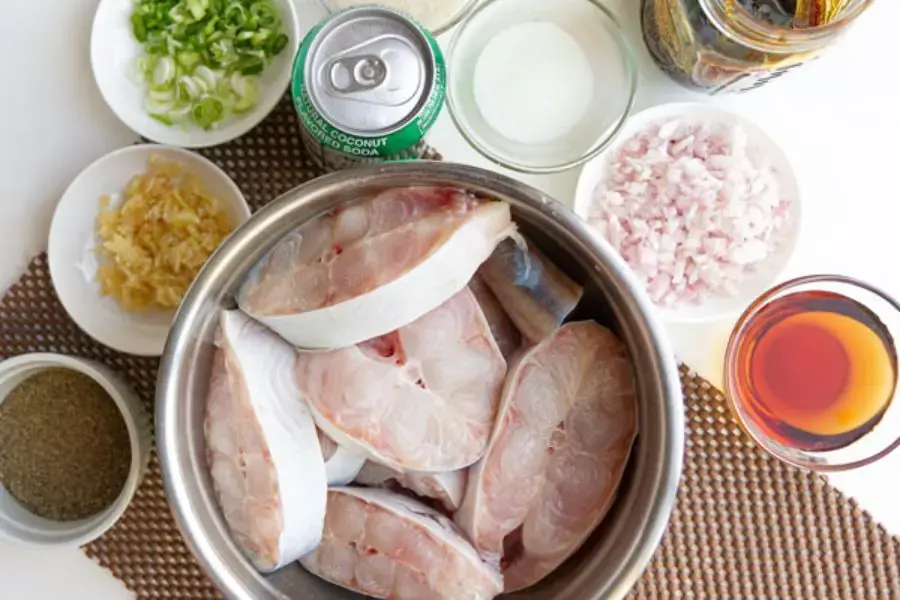 Có thể kho cùng thịt ba chỉ tùy theo sở thích