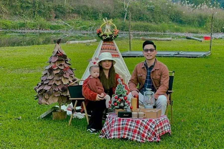 Concept chụp ảnh picnic ngoài trời cho gia đình.