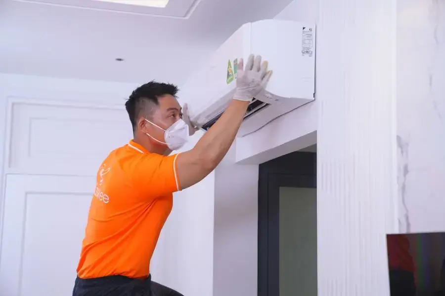 Kiểm tra tình trạng hoạt động hiện tại của máy lạnh.