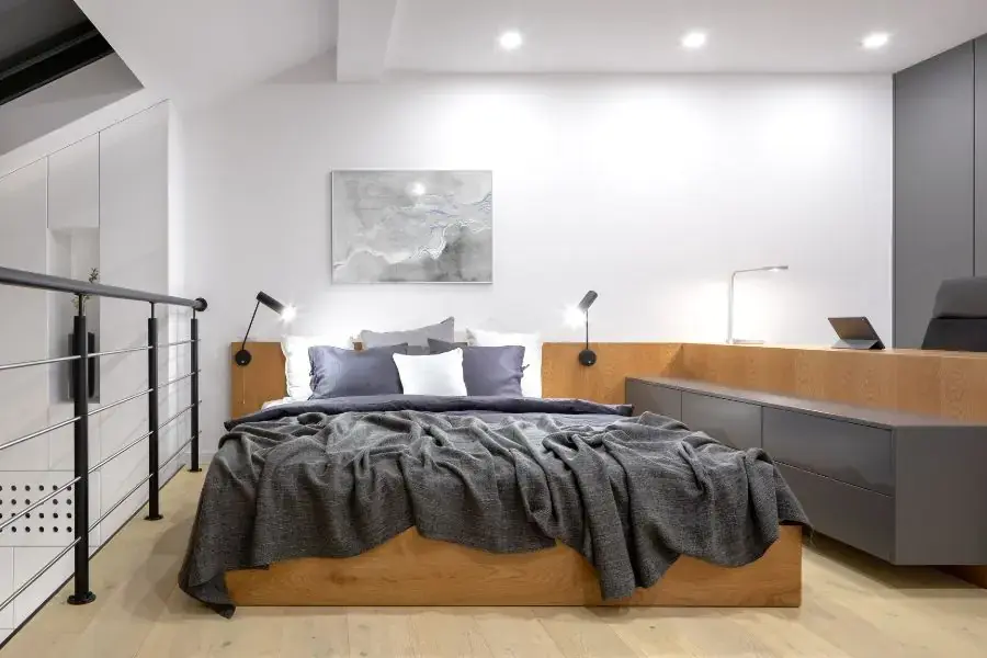 Sử dụng vật dụng hiện đại để trang trí gác lửng