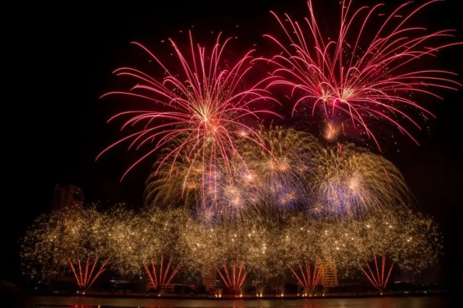 Giao thừa mang nhiều ý nghĩa văn hóa và truyền thống.