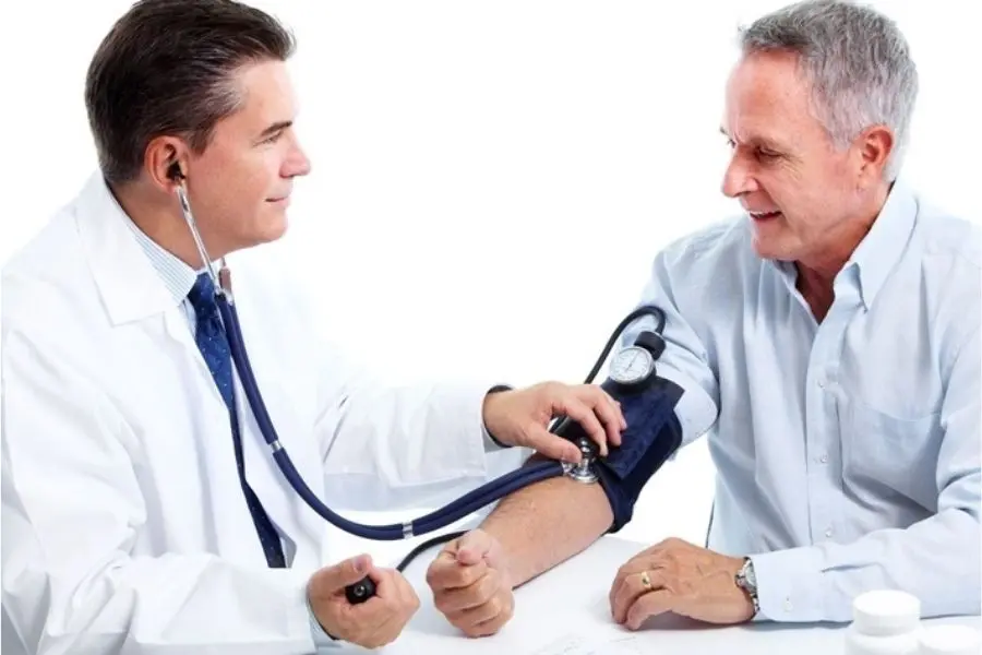 Kiểm tra sức khỏe định kỳ rất quan trọng trong quá trình điều trị bệnh