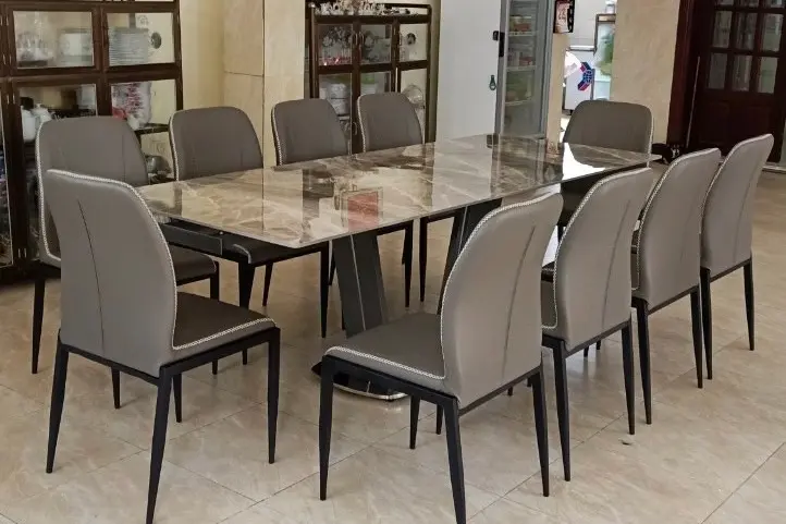 Mẫu bàn ăn 10 người phong cách tối giản, hiện đại