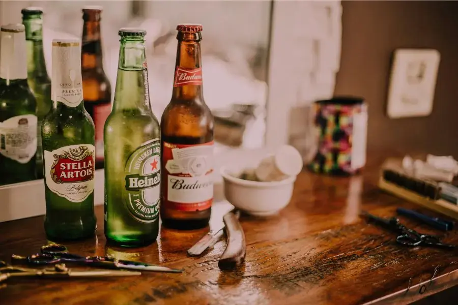 Rượu bia là thức uống chứa nhiều calo
