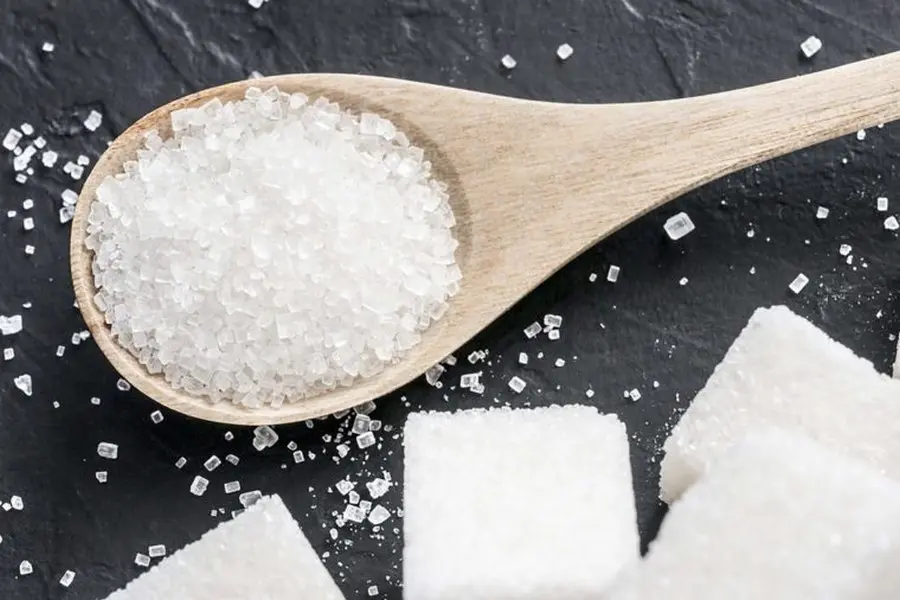 Dùng phèn chua khử mùi cao su của đôi giày