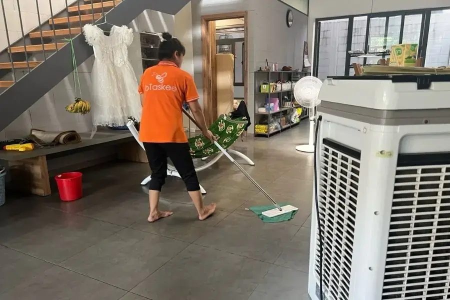  Làm việc chuyên nghiệp và tận tâm.