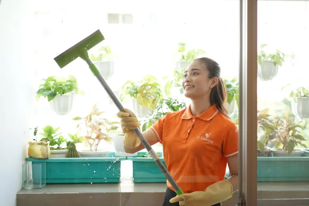 แม่บ้านออนไลน์