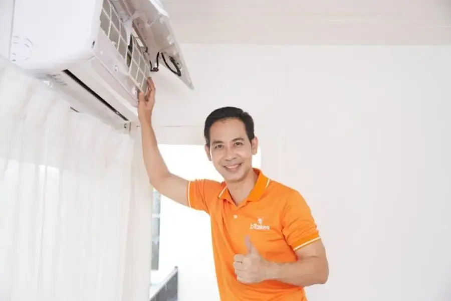 Đội ngũ vệ sinh máy lạnh chuyên nghiệp của bTaskee
