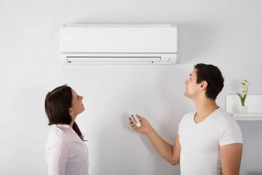 Hiệu suất máy lạnh bị giảm đồng thời tiêu tốn rất nhiều điện năng.
