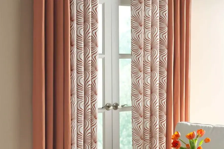 Nên chọn vải may rèm phù hợp với ngân sách để tiết kiệm chi phí