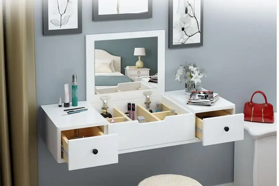 Kệ trang điểm treo tối ưu diện tích và tăng tính thẩm mỹ
