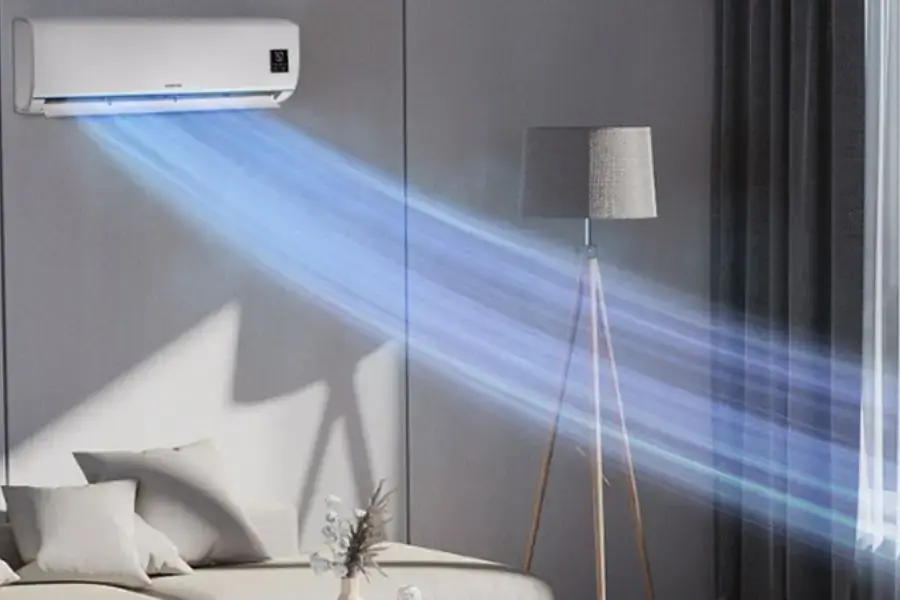 Ống thoát nước bị tắc ảnh hưởng đến hiệu suất làm việc của điều hòa.