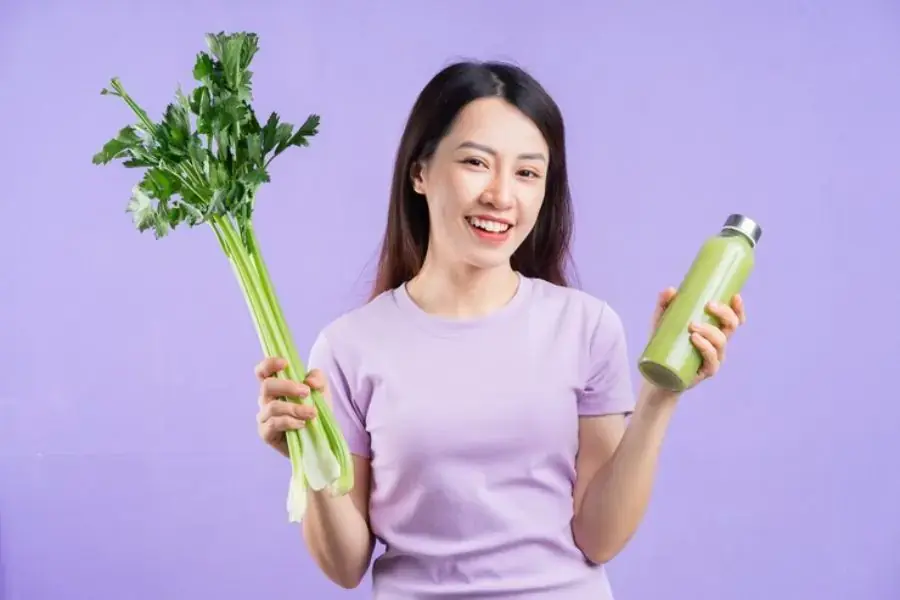 Nước ép cần tây giúp giảm cân rất hiệu quả