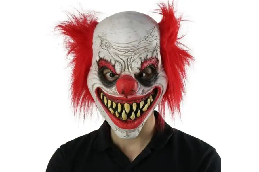 Mẫu mặt nạ ác quỷ thường xuất hiện phổ biến vào dịp Halloween của các nước trên thế giới.