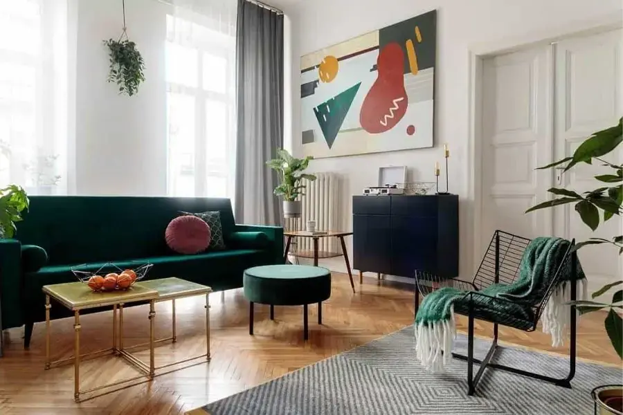 Bố trí sofa phòng khách tự do giúp bạn tha hồ sáng tạo theo ý thích của mình