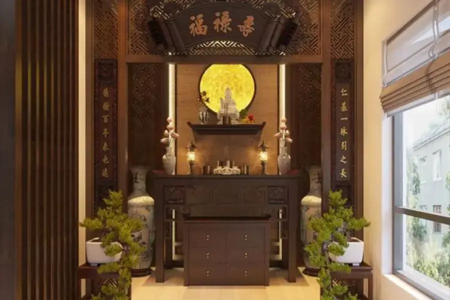 Chú ý hướng chiếu sáng của đèn bàn thờ