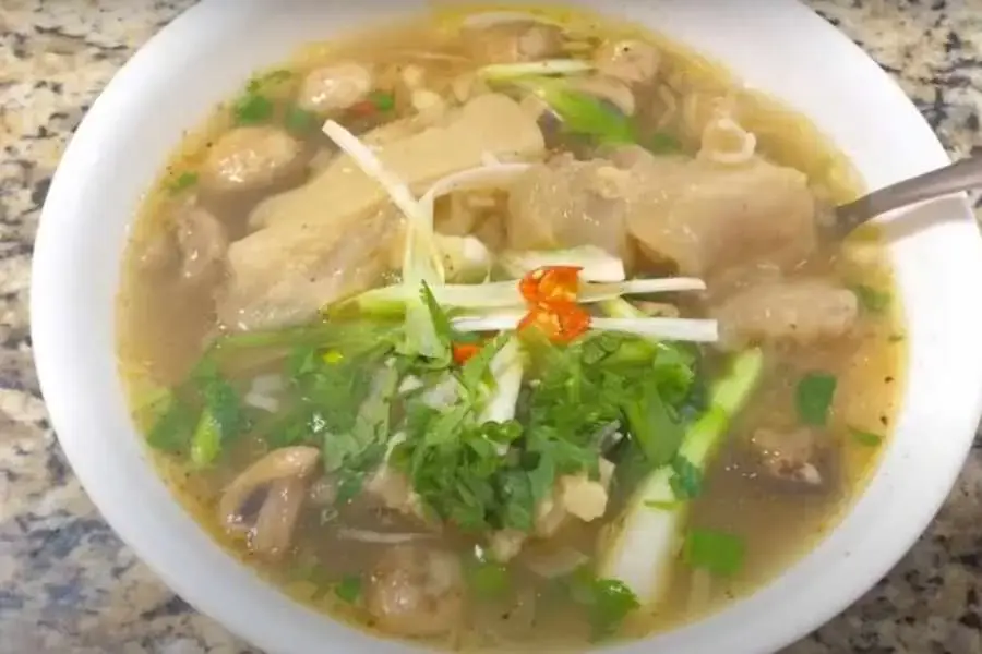 Bữa ăn thêm dinh dưỡng với món gân bò nấu chao