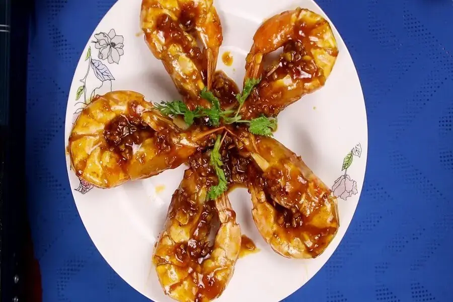 Tôm sốt me chua cay