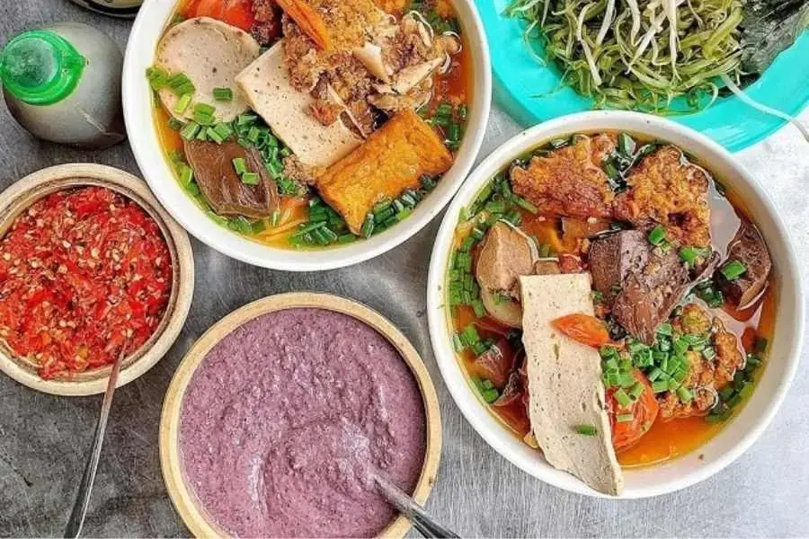 Bún riêu cua Trinh Quang Khải tại Sài Gòn