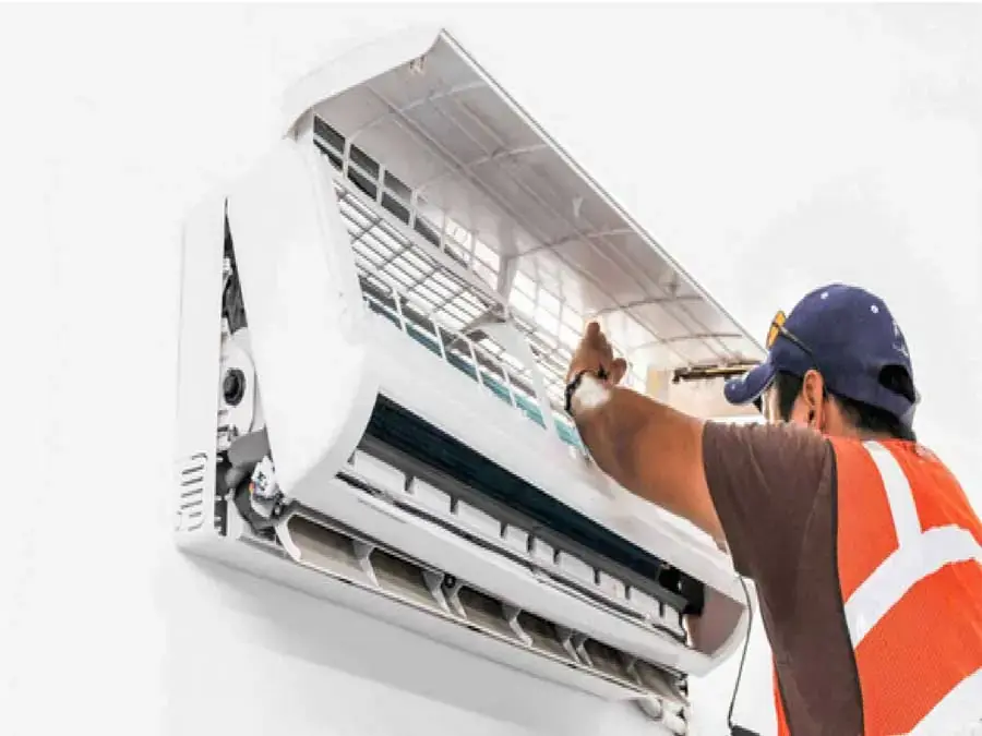 Hỏng board mạch máy lạnh cần sự can thiệp của thợ sửa chữa có tay nghề (Hình ảnh: Musk)