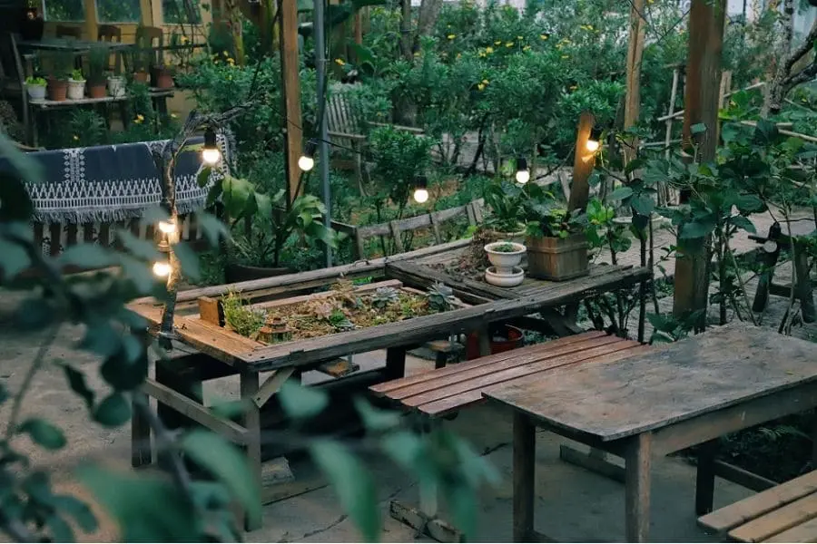 Tiệm bò rất chill mang đến không gian lãng mạn cùng với thiết kế quán độc đáo.