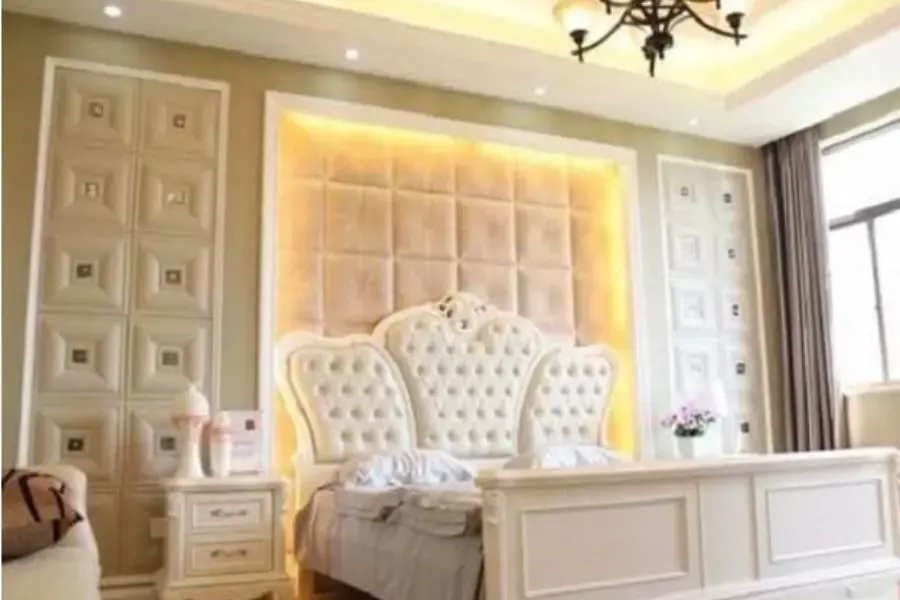 Mẫu trang trí phòng ngủ bằng xốp dán tường giả da