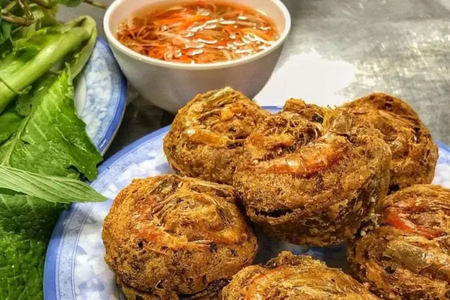 Bánh Cống Cần Thơ lạ mắt, hương vị độc đáo khó lòng chối từ.