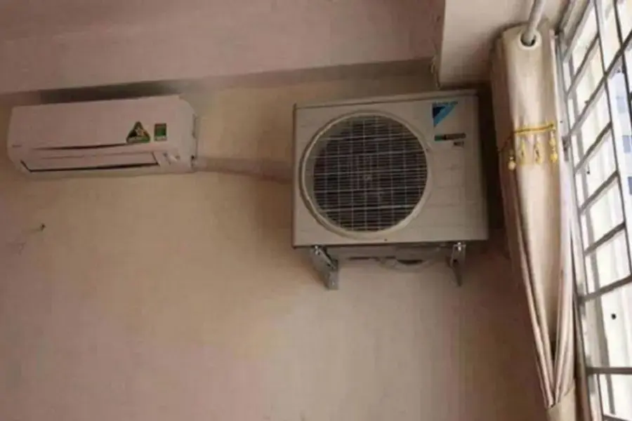 Không nên lắp dàn lạnh ở góc tường nóng để ảnh hưởng tới độ mát