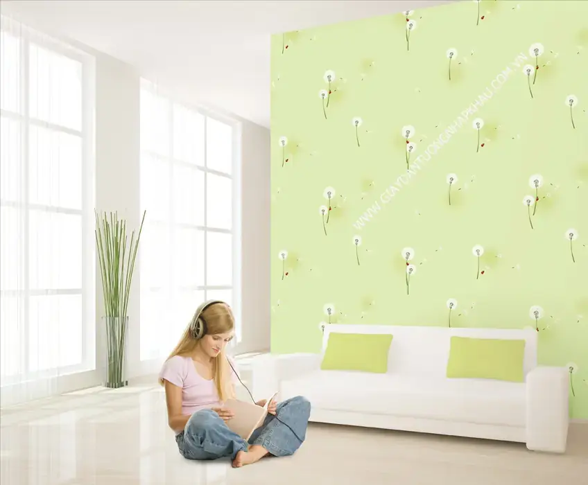 Dùng đá lạnh để bóc bã kẹo cao su ra khỏi tường (ảnh: slcmart)