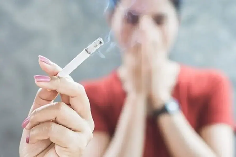 Bỏ bữa sáng có thể khiến bạn hướng tới thói quen hút thuốc có hại.