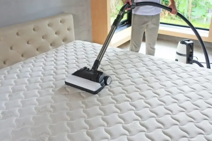 hút bụi sạch các vết bẩn