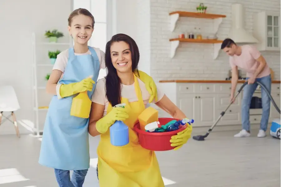Thường xuyên dọn dẹp, vệ sinh nhà để nhà luôn sạch đẹp