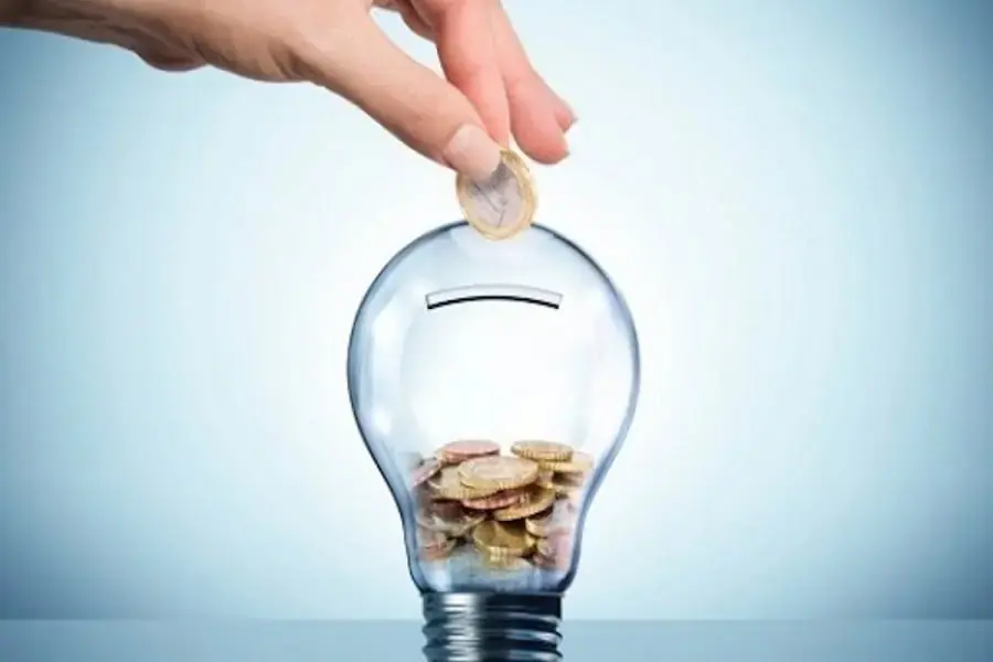 Vừa mở máy lạnh vừa mở quạt giúp tiết kiệm điện bất ngờ (Hình ảnh: Korak)