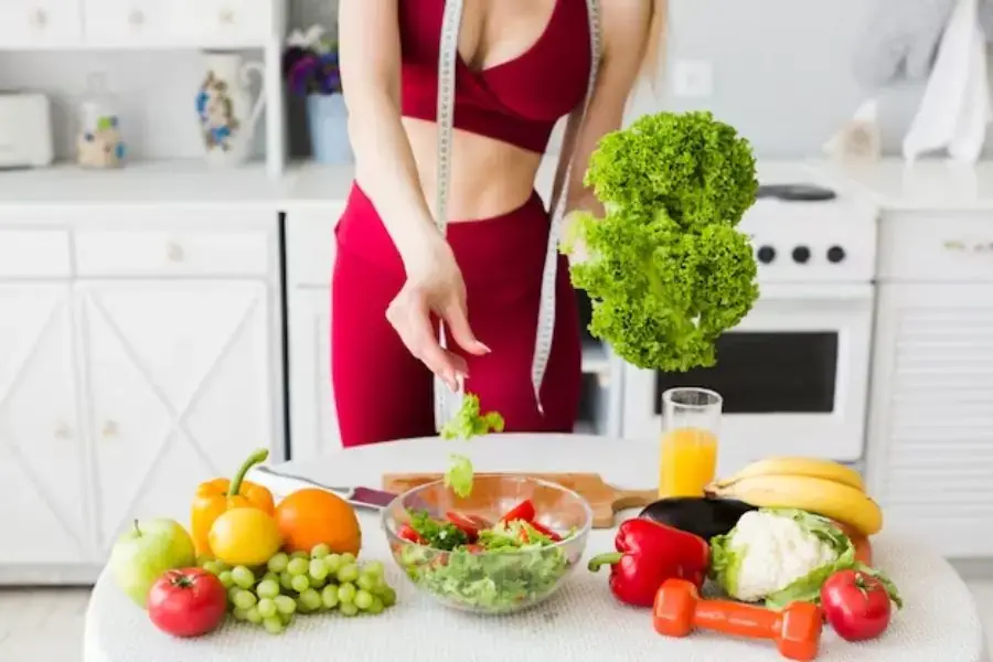 Rau củ là thực phẩm không thể thiếu trong thực đơn hàng ngày của người ăn kiêng.
