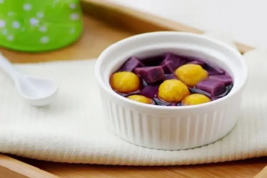 Món chè khoai dẻo dai và mềm mịn