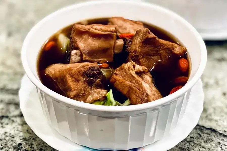 Chén sườn bò hầm thuộc bắc cực kỳ bổ dưỡng
