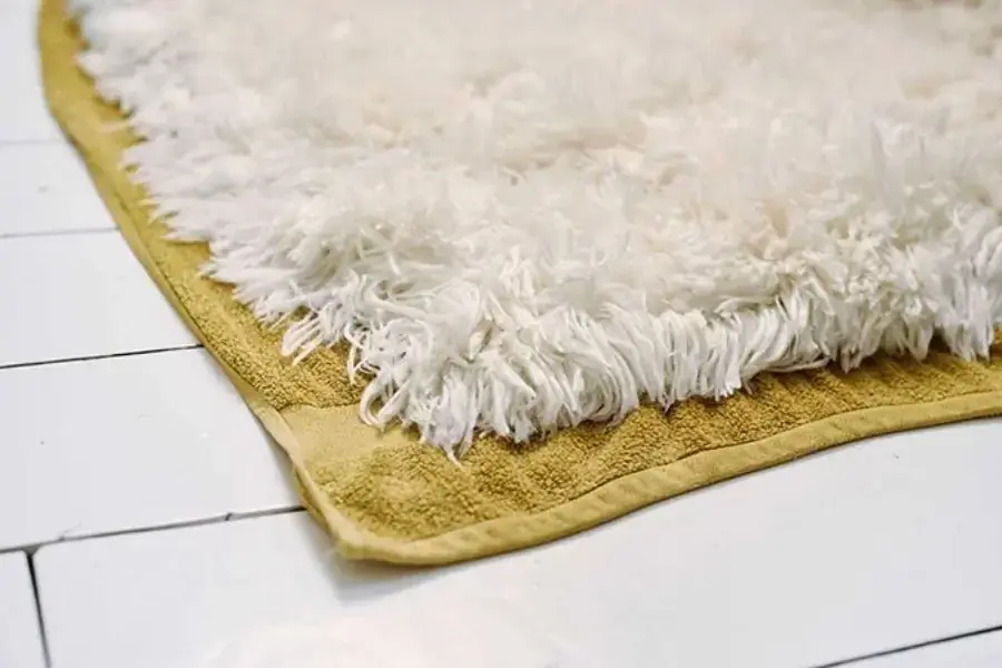 Phơi thảm lông cừu