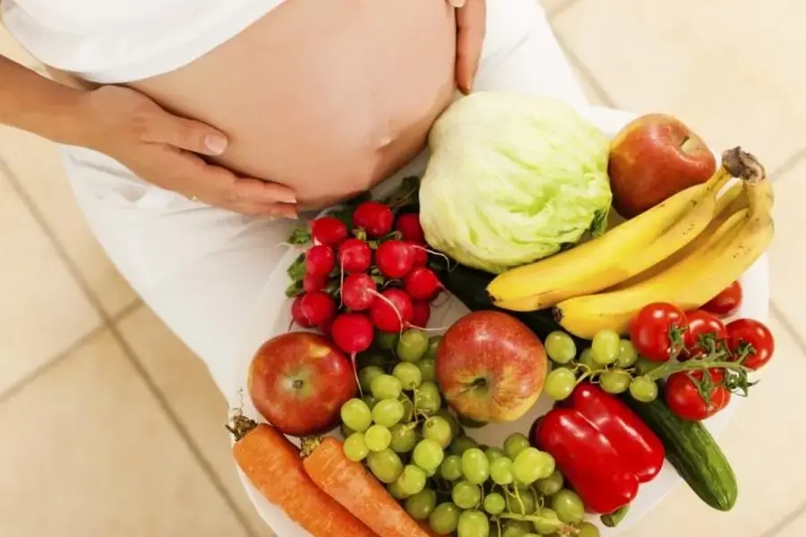 Ở giai đoạn 3 tháng đầu thai kỳ, mẹ bầu cần bổ sung dinh dưỡng hợp lý