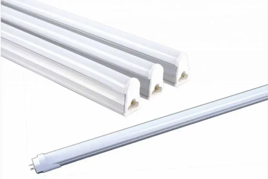 Đèn tuýp không phù hợp để đặt trong không gian phòng thờ
