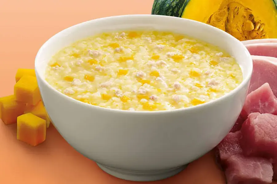 Nồi cháo thịt bò bí đỏ thơm lừng dành cho bé yêu